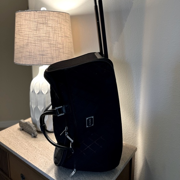 Travel Duffel - Picture 3 of 6